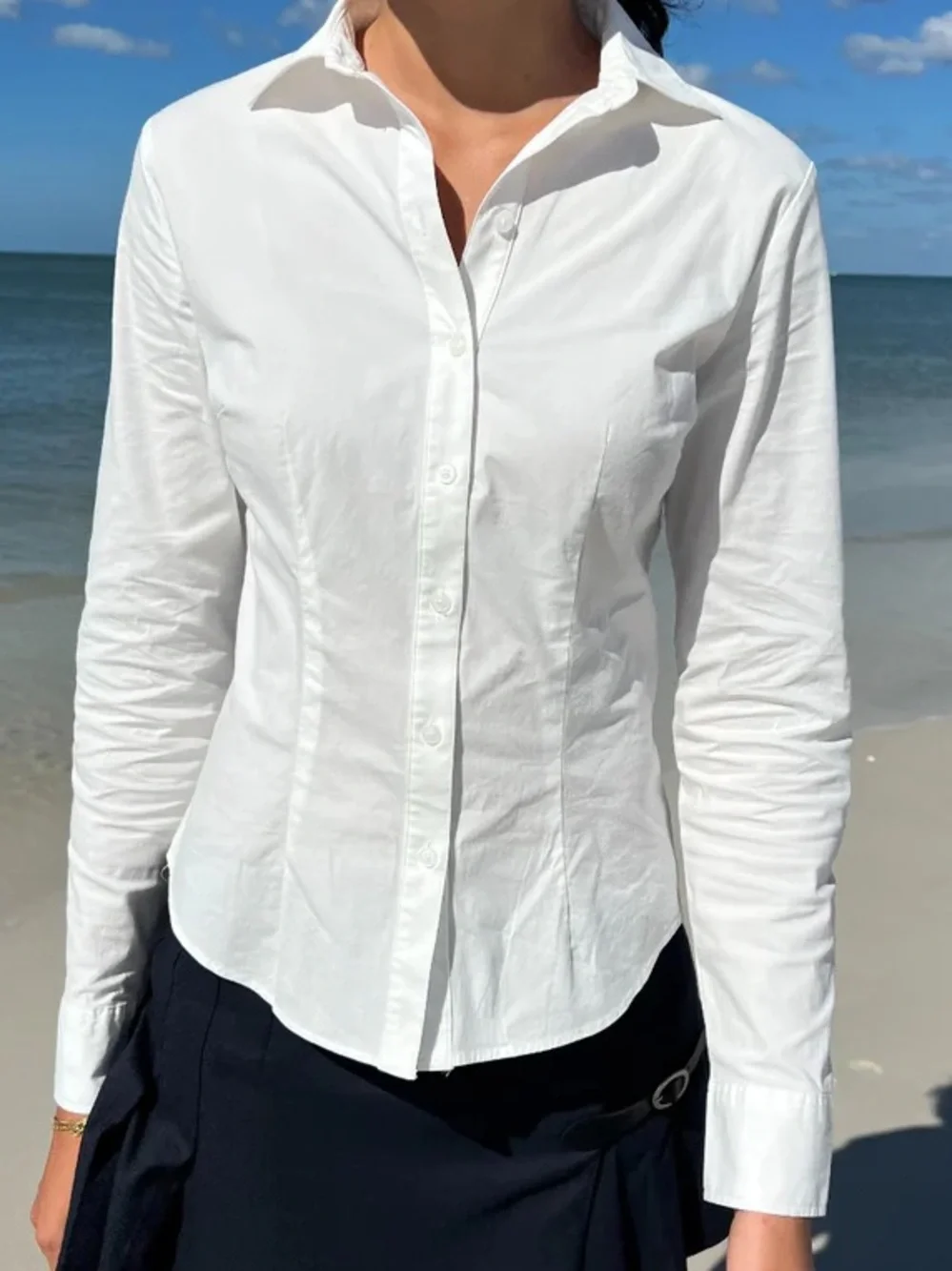Brandy Melville 100% cotton Blouse - Picture 2 of 5